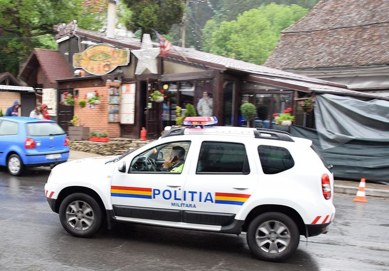 Autospecială a Poliției Române