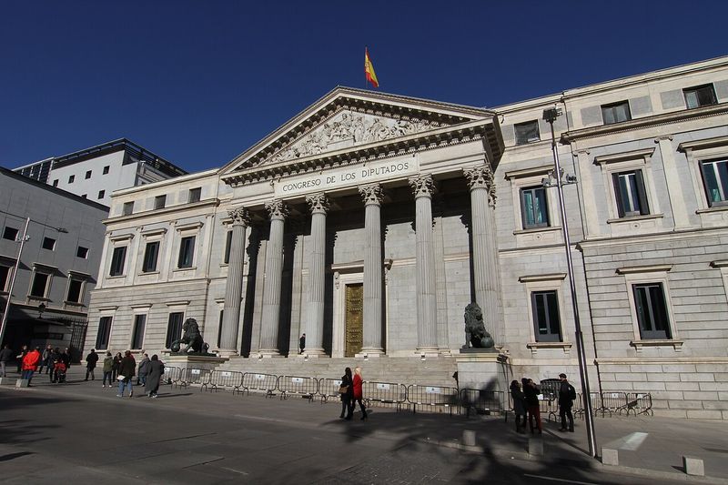 Fațada Congresului Deputaților de la Madrid, sediul Parlamentului spaniol
